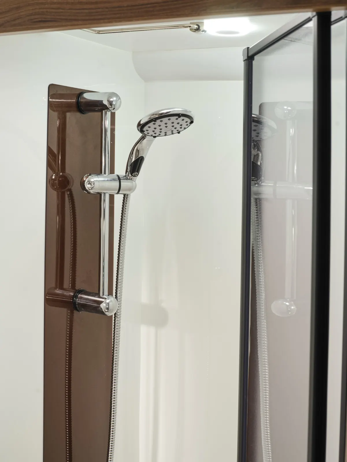 Bailey Unicorn Lite Murcia separate shower in the central walk-through washroom